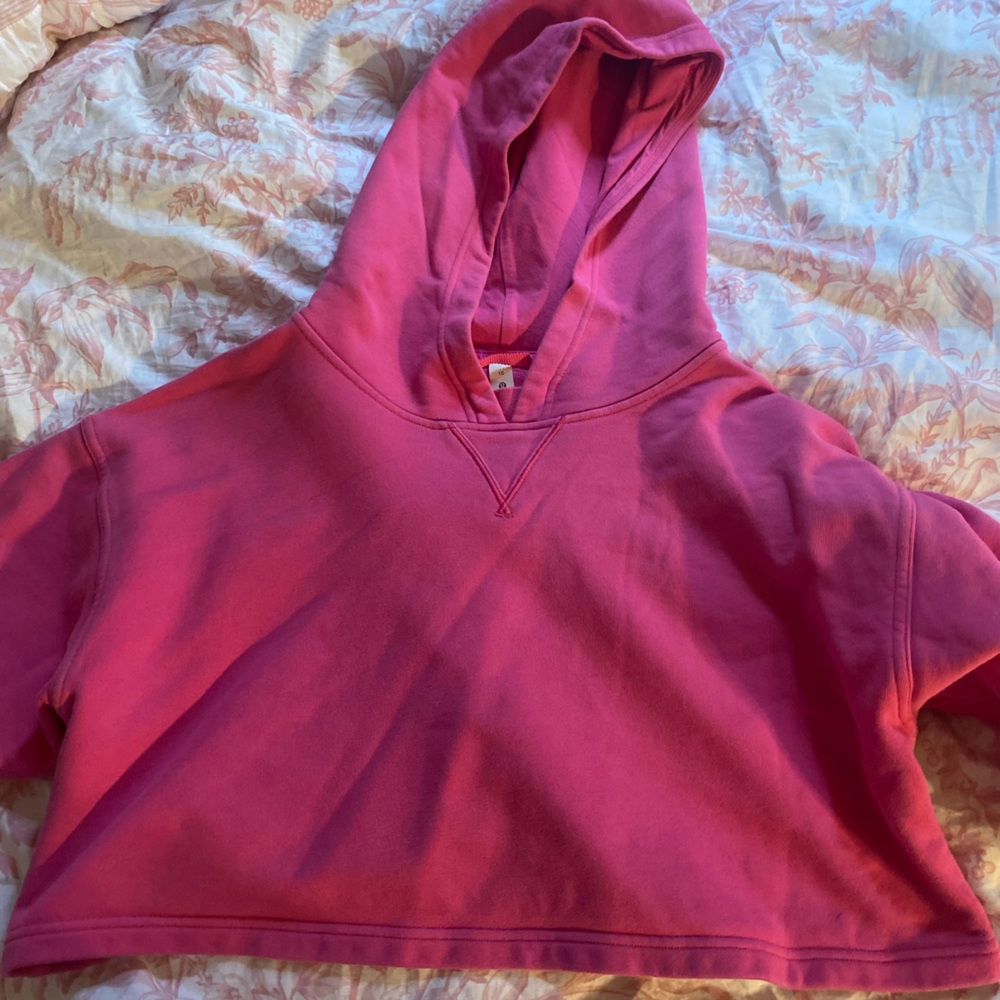 Lululemon cropped sonic pink hoodie